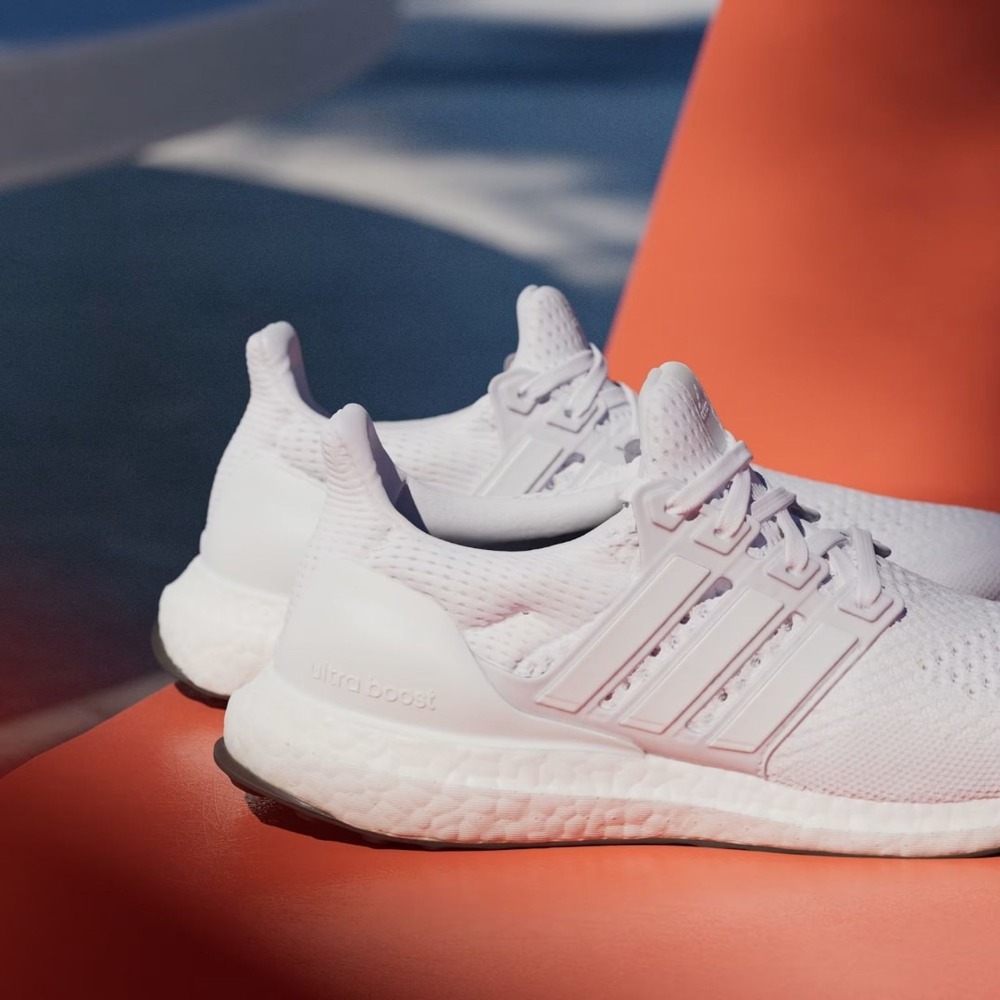 8W / 7M - [NEW] Women's adidas UltraBoost 1.0 Running Shoes  White HQ4207‎ - Picture 8 of 9